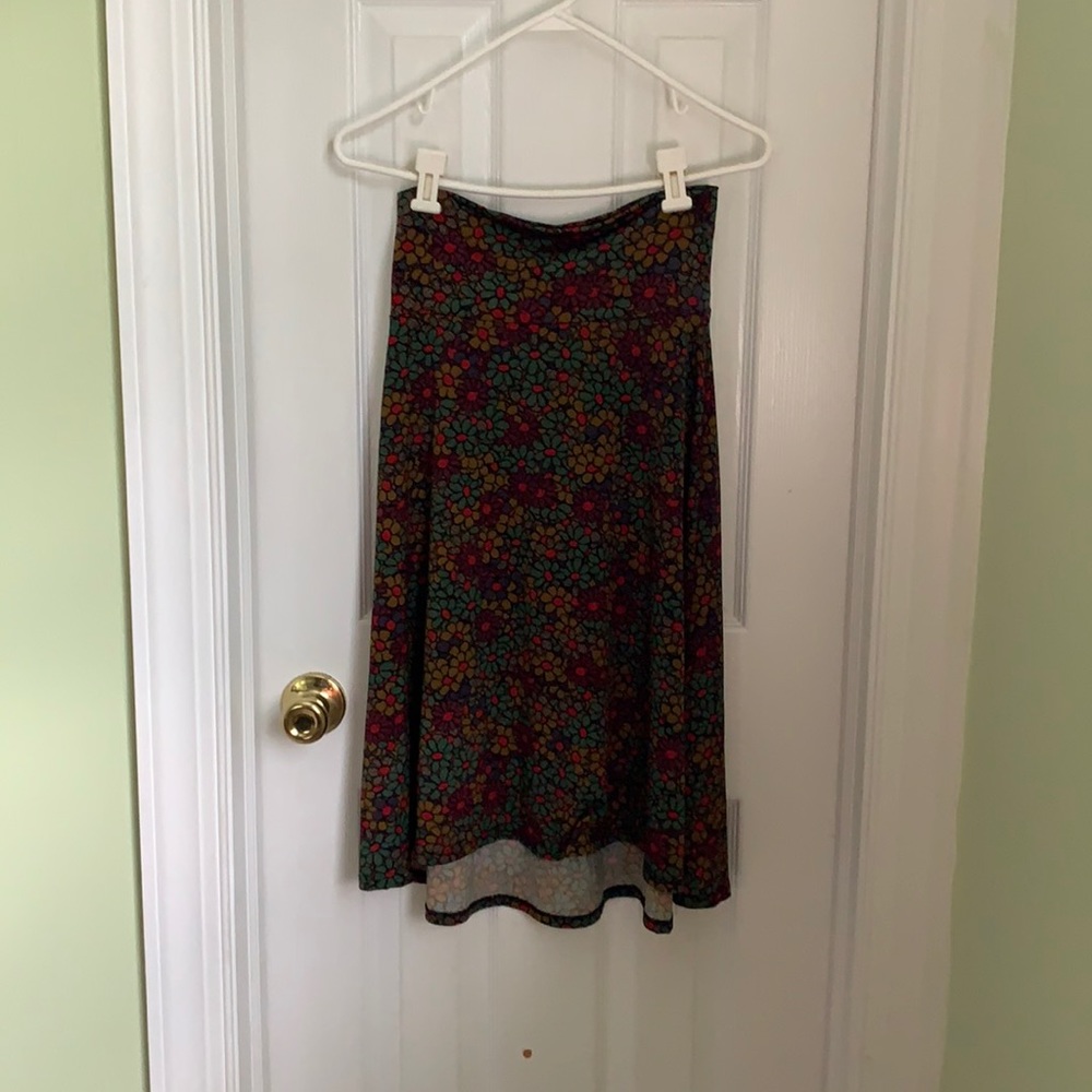 XS skirt by LulaRoe